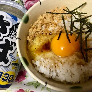 さばフレーク入り♪卵かけご飯